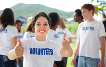 Youth-Volunteering